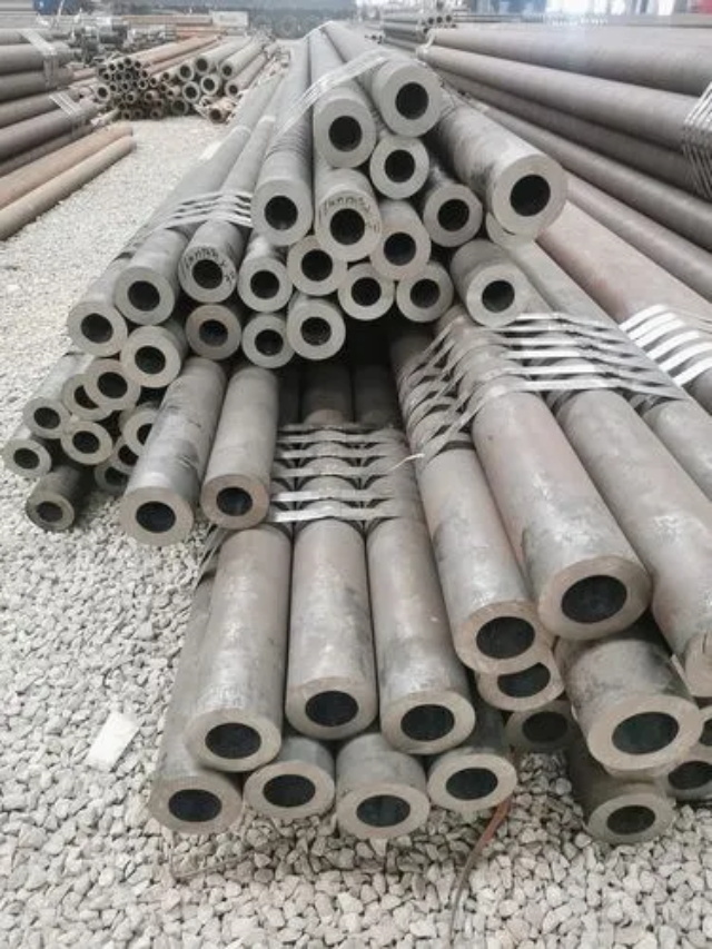 新洲15CrMoG合金无缝钢管