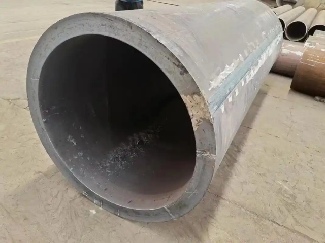 新洲30CrMo大口径无缝钢管